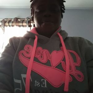 Meet your Posher, Akingbade adenike